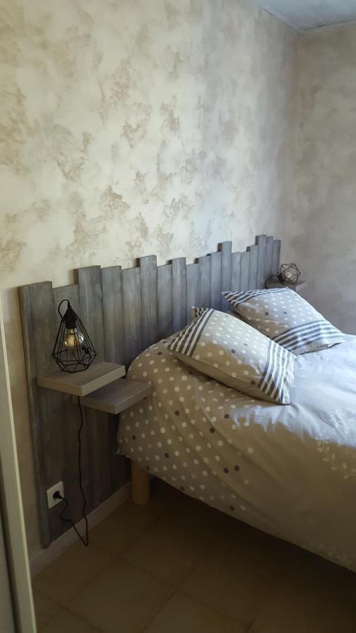 Chez Alexandra Bed & Breakfast Louchats Eksteriør bilde