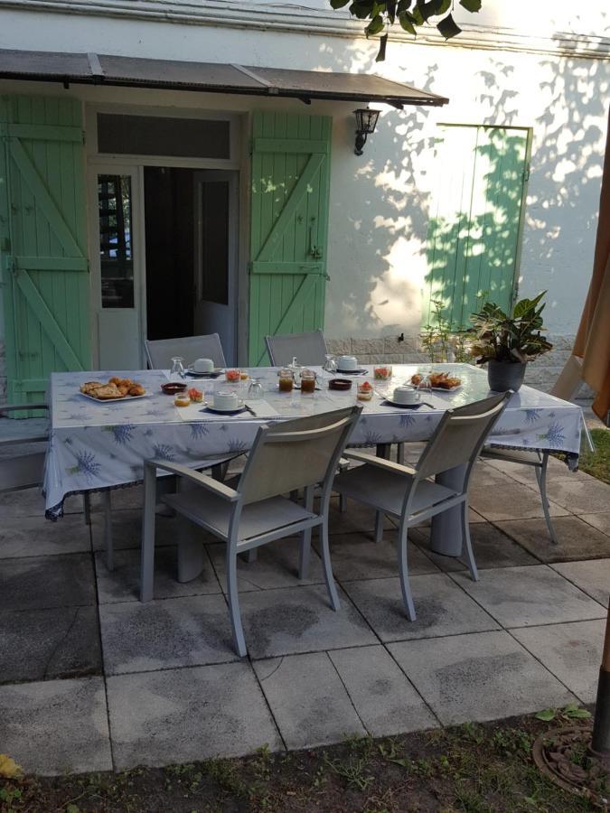 Chez Alexandra Bed & Breakfast Louchats Eksteriør bilde